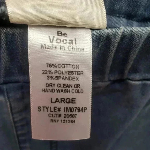 Vocal Rhinestone Bottom Jeans - Picture 5 of 5